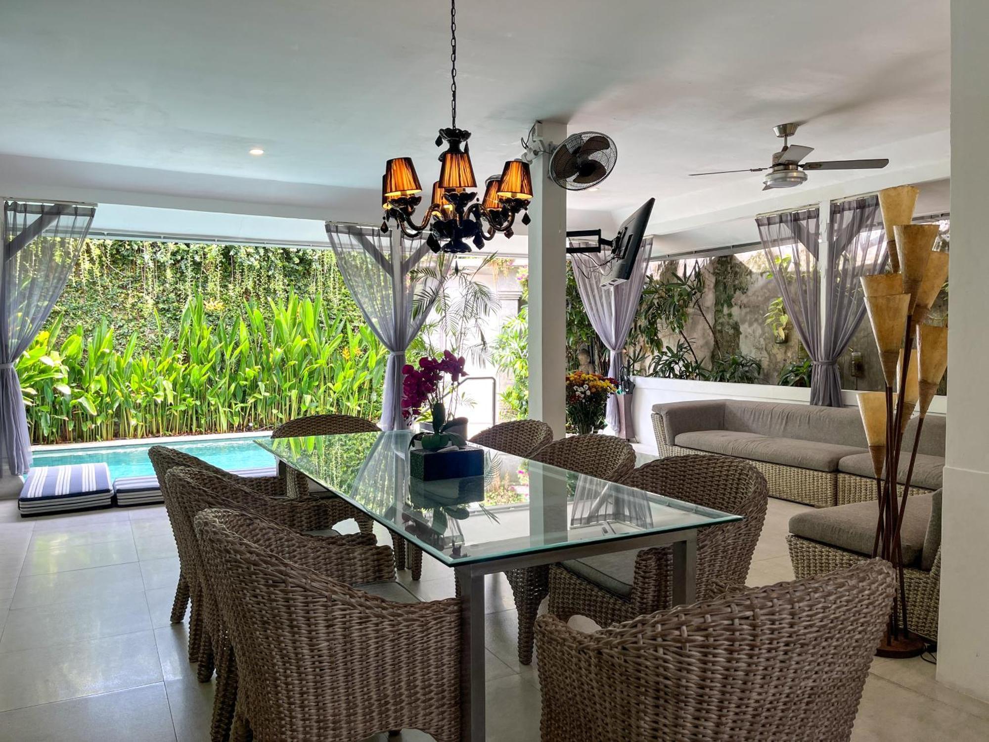 Ozamiz Villa Seminyak By Villas R Us Exteriör bild