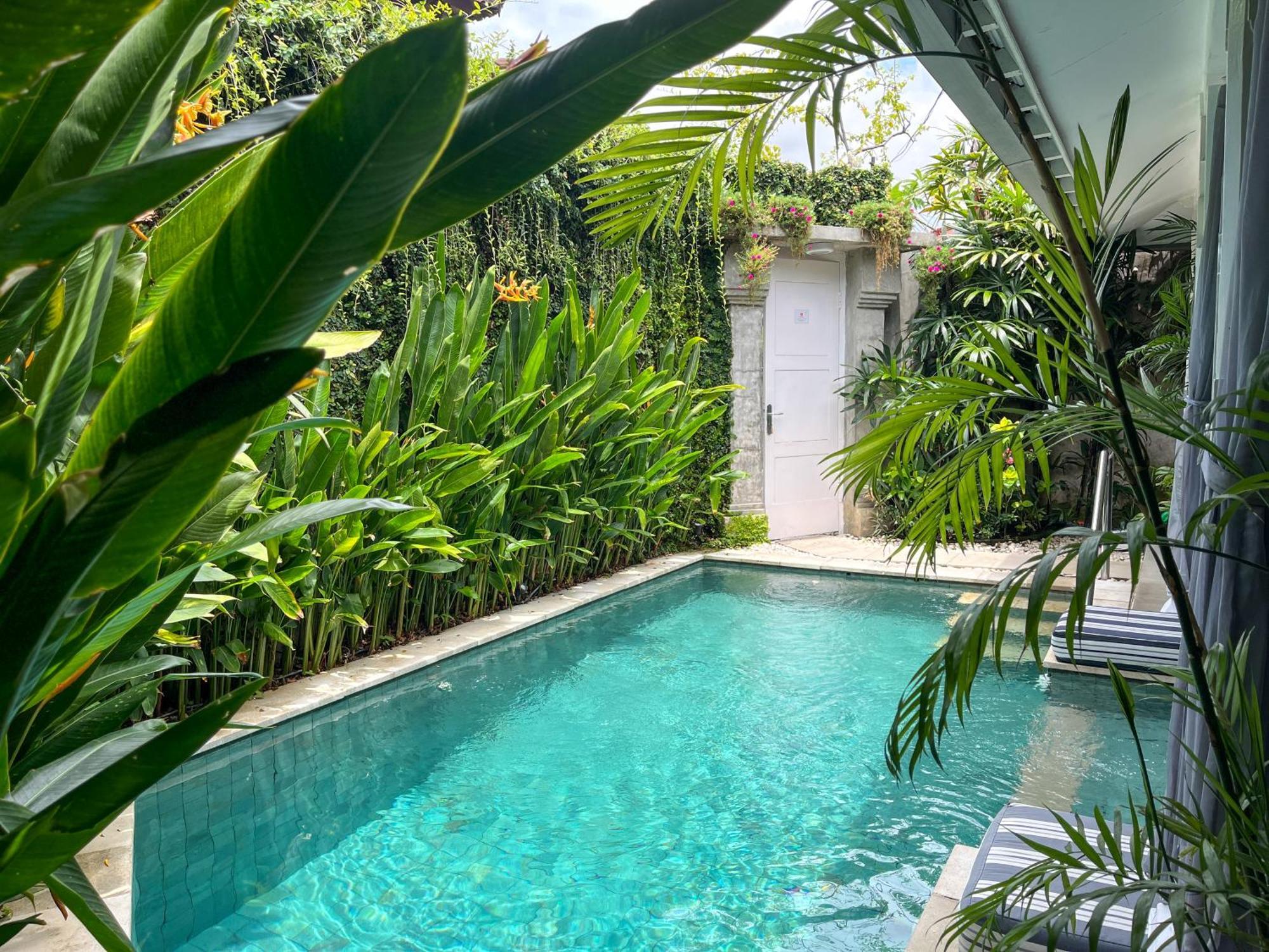 Ozamiz Villa Seminyak By Villas R Us Exteriör bild